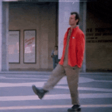 Hopping On One Leg Dr Peter Wenkman GIF - Hopping On One Leg Dr Peter Wenkman Ghostbusters GIFs
