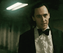 Loki Tom Hiddleston GIF - Loki Tom Hiddleston What GIFs