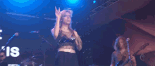 Peace Sign Peace And Love GIF - Peace Sign Peace And Love Im Out GIFs