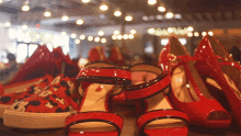Red Shoes Menos1lixo GIF