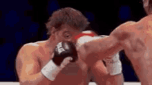 Howie Boxing GIF - Howie Boxing Punch GIFs