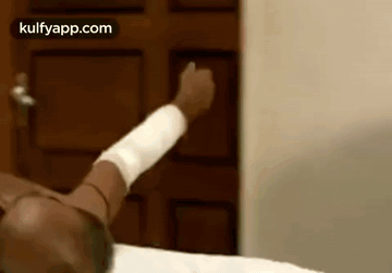 Funny  GIF - Funny slap Slap Beating - Discover & Share GIFs