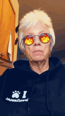 Snapchat Selfie GIF - Snapchat Selfie Old Lady GIFs