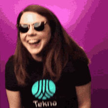 Lolol Laughing At You GIF - Lolol Laughing At You Laughing Hysterically GIFs