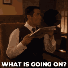 What Is Going On William Murdoch GIF - What Is Going On William Murdoch Murdoch Mysteries GIFs