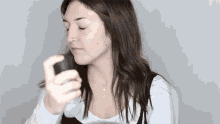Chelsea Mason Spritz GIF - Chelsea Mason Spritz Spray GIFs