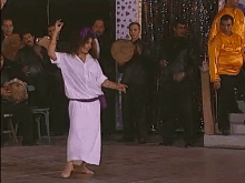 حزمني يا فيفي عبده رقص رقاصة رقص مصري رقص شرقي GIF - Fifi Abdou Money Dancer GIFs
