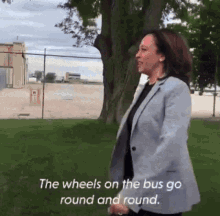 Foxmel Kamala Harris GIF - Foxmel Kamala Harris Wheels On The Bus Go Round And Round GIFs