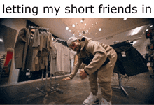 Jay Eazy Short GIF - Jay Eazy Short Short Friends GIFs