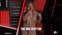 That Was Crazy Fun Kelly Clarkson GIF - That Was Crazy Fun Kelly Clarkson Billboard Music Awards GIFs