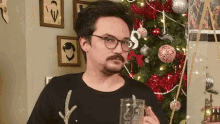 Zoom What The Heck GIF - Zoom What The Heck Christmas GIFs