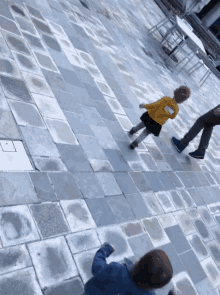 Clumsy Fall GIF - Clumsy Fall Down GIFs