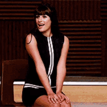 Rachel Berry Glee GIF - Rachel Berry Glee GIFs