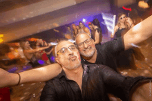 Fiesta Selfie GIF - Fiesta Selfie Party GIFs
