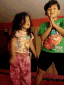 Siblings Dancing GIF - Siblings Dancing P Js GIFs