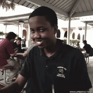 creepy-smile.gif