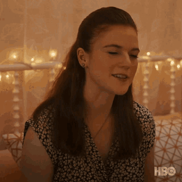Time Travel Rose Leslie GIF - Time Travel Rose Leslie The Time Travelers Wife GIFs
