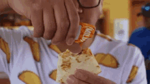 Putting Sauce Hot Sauce GIF - Putting Sauce Hot Sauce Taco Bell GIFs