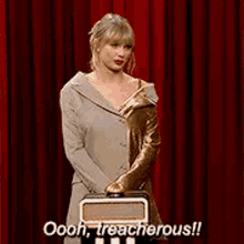 Taylor Swift The Tonight Show Starring Jimmy Fallon GIF - Taylor Swift The Tonight Show Starring Jimmy Fallon Oooh GIFs