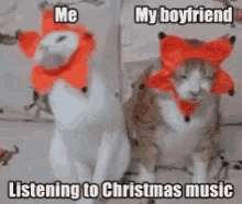 Christmas Music Cats Me My Boyfriend GIF - Christmas Music Cats Me My Boyfriend GIFs