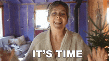 Its Time Crystal Drinkwalter GIF - Its Time Crystal Drinkwalter Vanwives GIFs