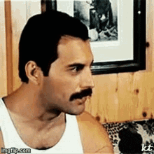 Freddie Mercury 80s Freddie GIF - Freddie Mercury 80s Freddie Freddie Drink GIFs