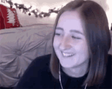 Kayla Sims Laughing GIF - Kayla Sims Laughing Youtube GIFs