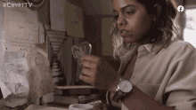 Look Closely Callie Thomas GIF - Look Closely Callie Thomas Stereoscope GIFs