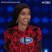 Giggle Family Feud Canada GIF - Giggle Family Feud Canada Laugh GIFs