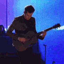 playing guitar mark ronson mark ronson channel nothing breaks like a heart song performing