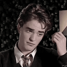 Cedric Diggory Robert Pattinson GIF - Cedric Diggory Robert Pattinson Goblet Of Fire GIFs