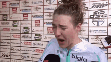 Lizzy Banks Cycling GIF - Lizzy Banks Cycling Shouts GIFs
