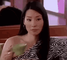 Sipping Tea Throwing Shade GIF - Sipping Tea Throwing Shade Spill The Tea GIFs
