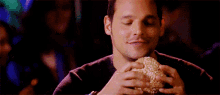 Greys Anatomy Alex Karev GIF - Greys Anatomy Alex Karev Eating GIFs