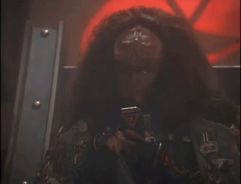 gowron typing on phone