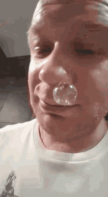 Marian Bubble Nose Snot Bubble GIF - Marian Bubble Nose Marian Bubble Bubble Nose GIFs