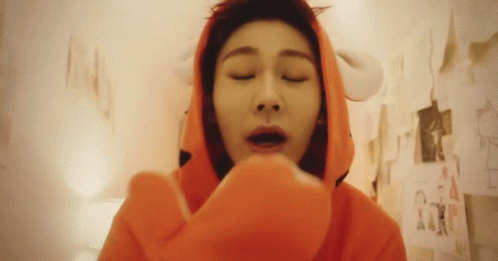 Btob Ilhoon GIF - Btob Ilhoon Kiss GIFs