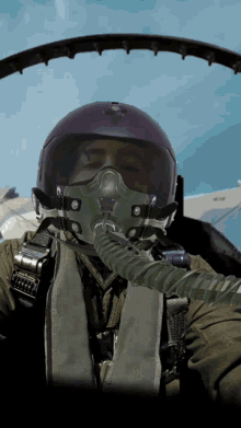 Pilot Skos Pilot Pilot GIF - Pilot Skos Pilot Pilot Yarak Sayko GIFs