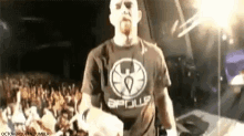 Mike Linkin Park GIF - Mike Linkin Park Fist Pump GIFs