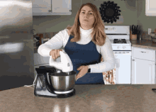 Cooking Look GIF - Cooking Look Confused GIFs