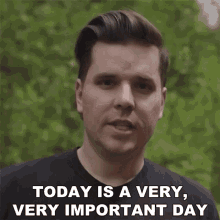 Today Is A Very Very Important Day Dave Crosby GIF - Today Is A Very Very Important Day Dave Crosby Claire And The Crosbys GIFs