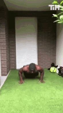 Push Up This Is Happening GIF - Push Up This Is Happening Workout GIFs