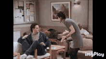 Trapped Outoutofwords GIF - Trapped Outoutofwords Chandler GIFs