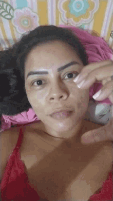 Amanda Andrade Selfie GIF