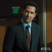 You Guess Mickey Haller GIF - You Guess Mickey Haller The Lincoln Lawyer GIFs