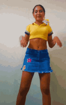 Belly Dance Fernando Santos GIF - Belly Dance Fernando Santos Girl GIFs