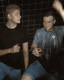 Jerome Beer GIF - Jerome Beer Bottoms Up GIFs
