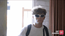 Ryan Trahan Walk In GIF - Ryan Trahan Walk In Sunglasses GIFs