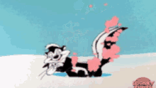 Skunk Looney Tunes GIF - Skunk Looney Tunes Drowning In Love GIFs
