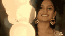 मुस्कुराना Amritha GIF - मुस्कुराना Amritha Dhanya Ramkumar GIFs